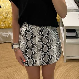 faux leather snake skin skirt